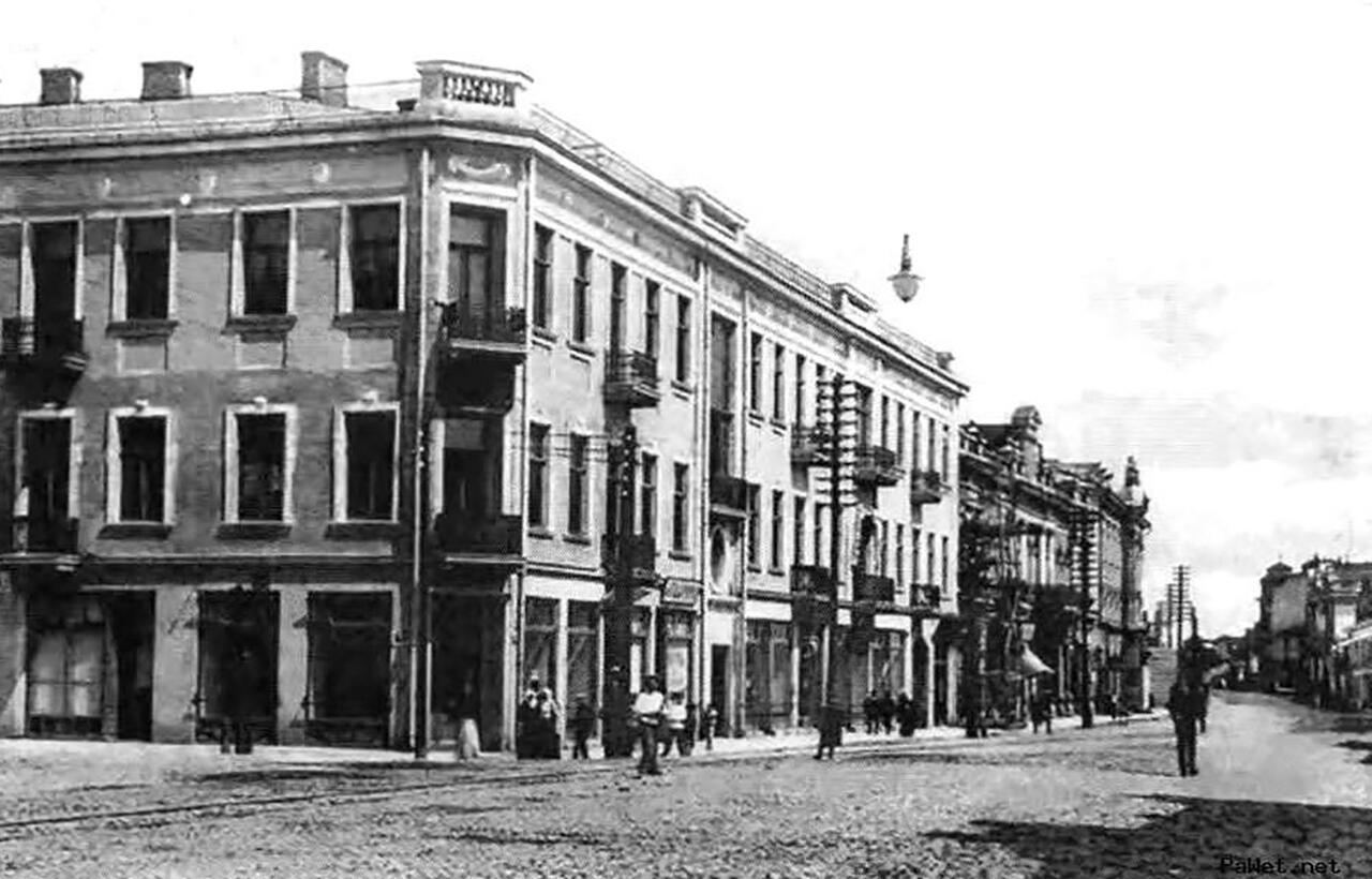 Место провозглашения БНР — Володарского, 11.
