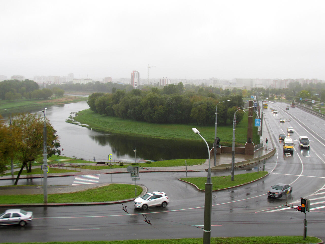 Вид на Днепр с площади Славы