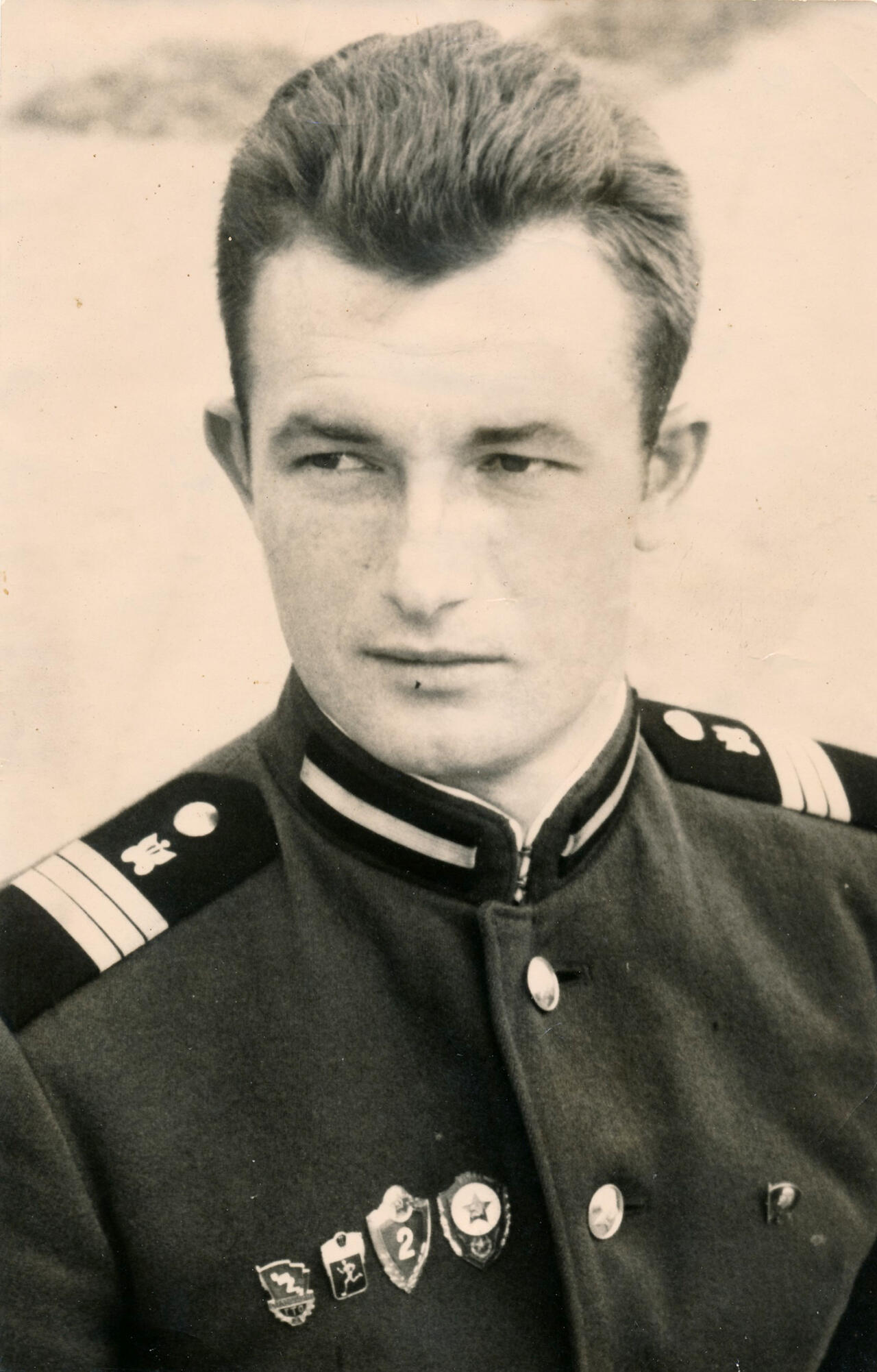 1963 г.