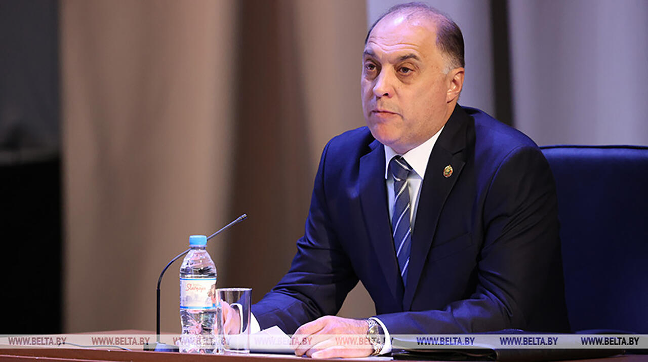 Александр Вольфович