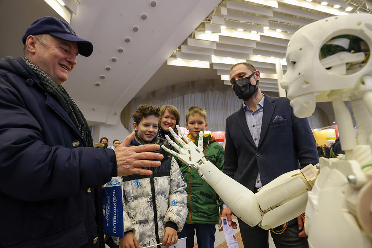 Многие разработки созданы благодаря союзным научно-техническим программам. Александр Кулевский